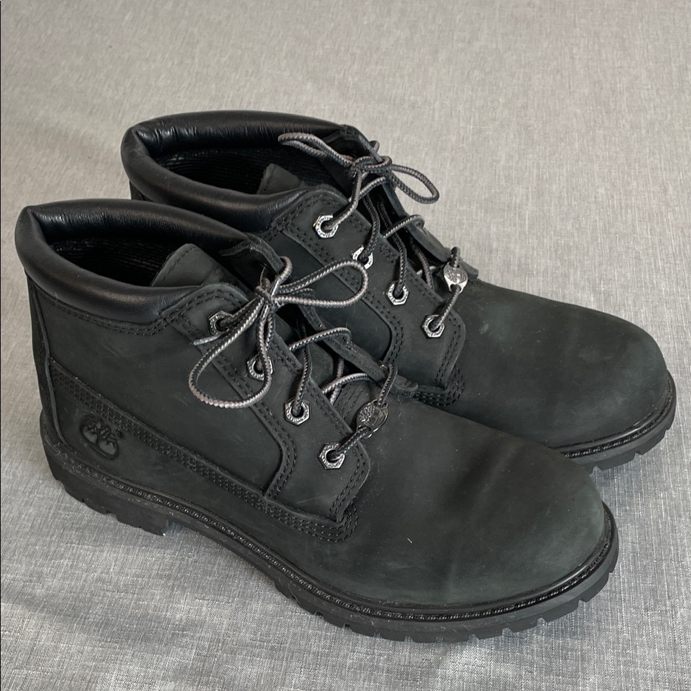 Timberland Women’s Black Nubuck Leather Lace-Up Work Boots Size 8.5